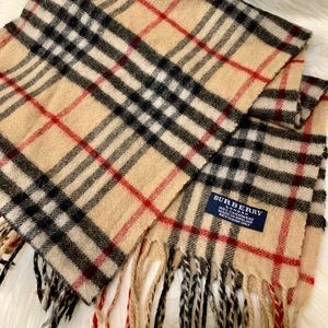 Burberry scarves 🧣